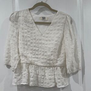 Elegant White Textured Blouse